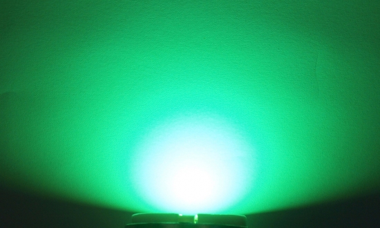 OptoSupply LED, 5mm, 8.6-9.3lm, 15°, klar, leaf green