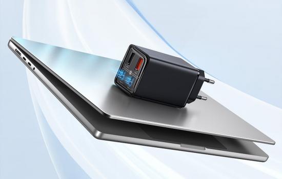 Baseus GaN6 Pro Fast Charger / Ladegert, 2x USB-C + 2x USB, 65W, schwarz